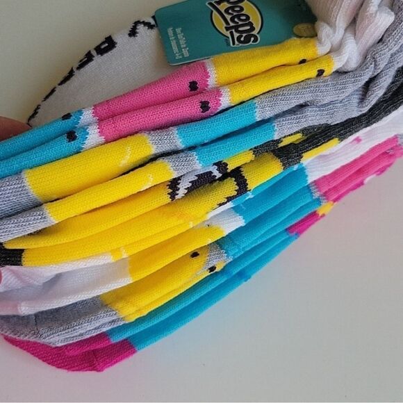 NEW PEEPS 6 PAIR PINK BLUE WHITE YELLOW MARSHMALLOW CANDY ANKLE SOCKS NWT - Picture 3 of 3